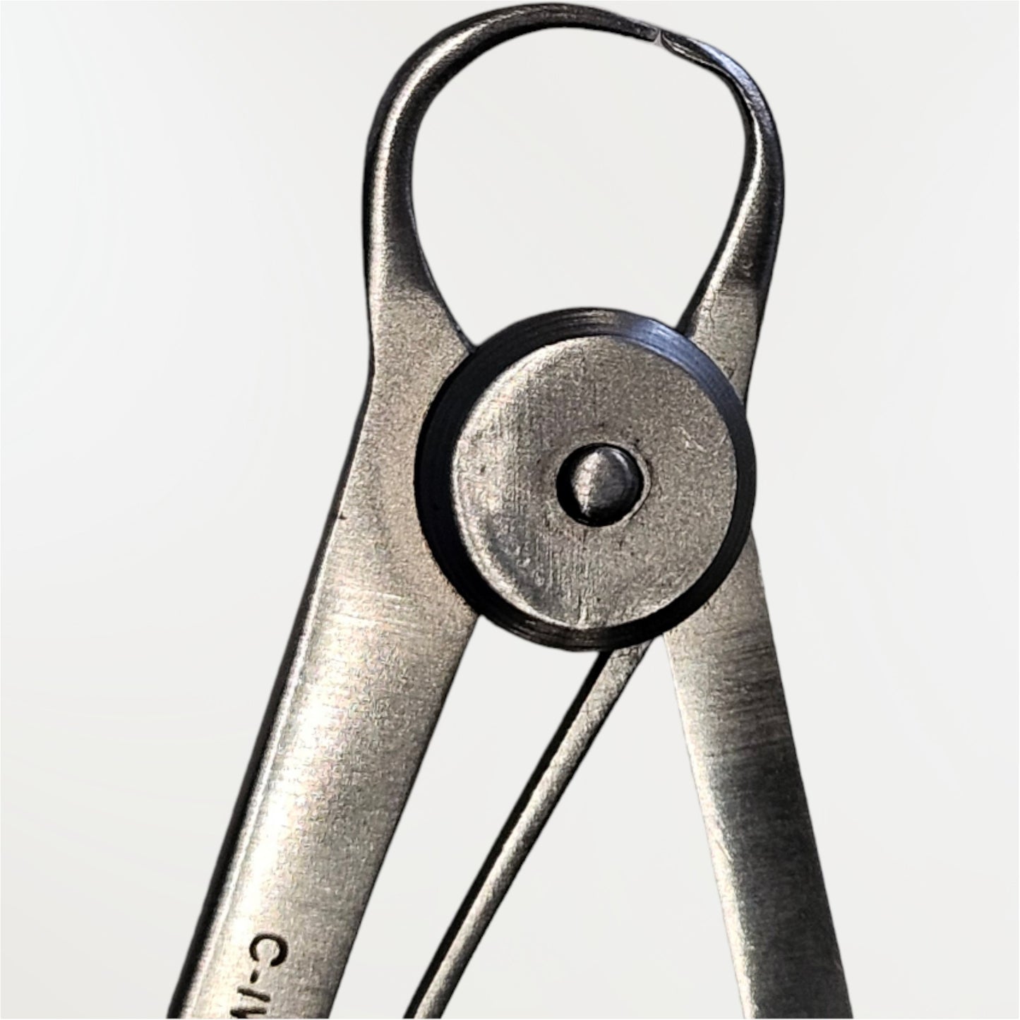 Compas d'épaisseur pour restauration coronaire