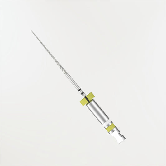 Limes rotatives MiniKut EZT en nickel-titane traité thermiquement pour la négociation canalaire, section carrée à quatre angles de coupe et blister de 6 instruments stériles